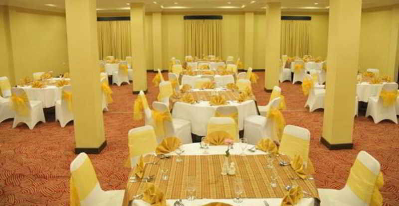 Capital O 1128 Hotel Imara Palembang Eksteriør bilde