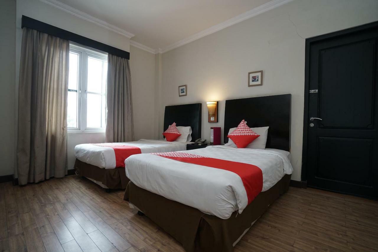 Capital O 1128 Hotel Imara Palembang Eksteriør bilde