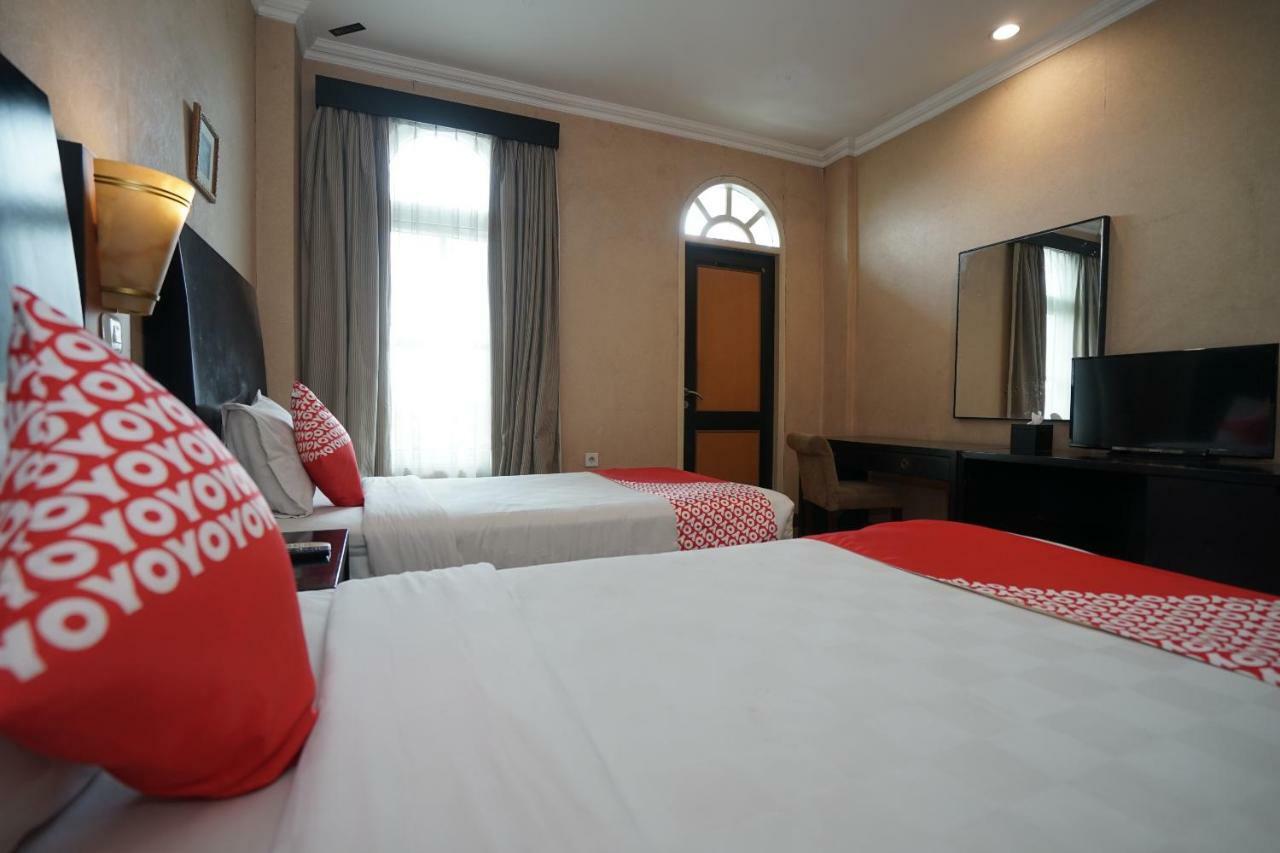 Capital O 1128 Hotel Imara Palembang Eksteriør bilde