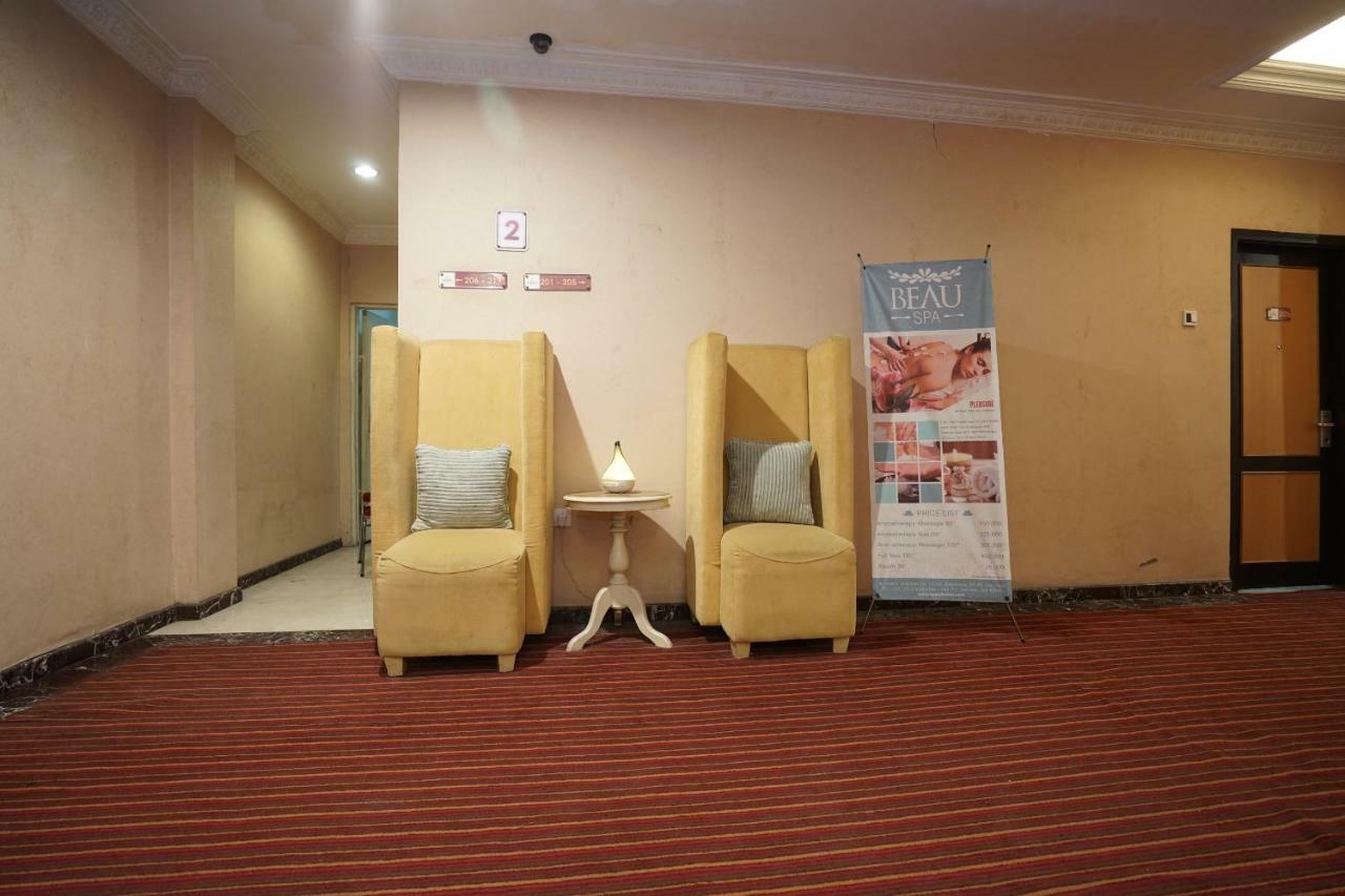 Capital O 1128 Hotel Imara Palembang Eksteriør bilde