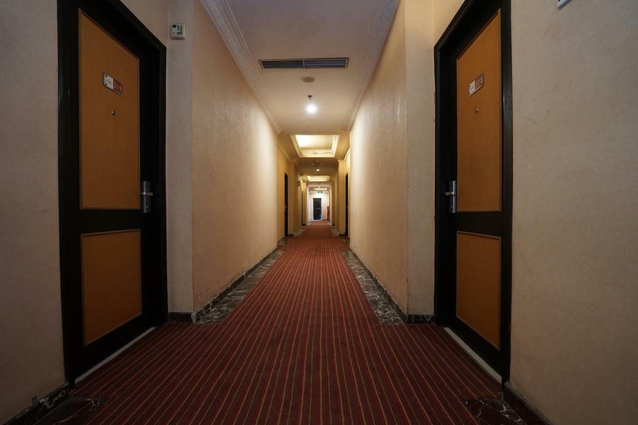 Capital O 1128 Hotel Imara Palembang Eksteriør bilde